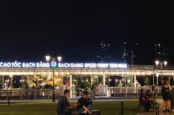 TPHCM chấn chỉnh tình trạng bát nháo ở công viên sát bờ sông Sài Gòn
