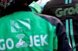 Vốn hóa Grab chỉ bằng nửa đối thủ GoTo