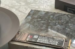 Samsung đưa ra yêu cầu lạ để bảo hành sản phẩm