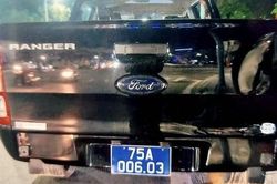 Lái xe biển xanh gây tai nạn rồi rời khỏi hiện trường