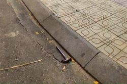 Hiện trường vụ người đàn ông dùng búa đập các tủ chứa vàng
