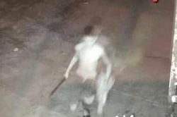 Khởi tố 2 thiếu niên cầm đầu băng nhóm chém người