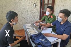 Bắt giữ thanh niên đánh tráo điện thoại, chiếm đoạt hàng trăm triệu đồng