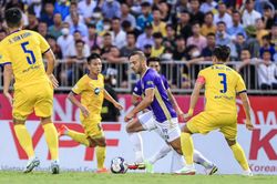 SLNA khiến cả V-League vui