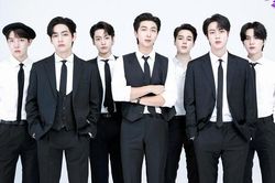 BigHit mở triển lãm về quá khứ, hiện tại và tương lai BTS 'Proof'