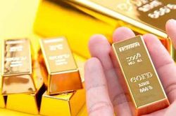 Vàng trong nước phản ứng yếu ớt trước đà giảm của thế giới
