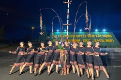 Ksor H'Ruy 'cháy mình' với nghiệp múa