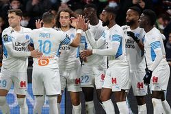 Soi kèo nhà cái Marseille vs Clermont. Nhận định, dự đoán bóng đá Ligue 1 (2h00, 1/9)