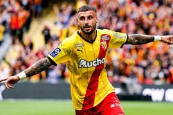 Soi kèo nhà cái Lens vs Lorient. Nhận định, dự đoán bóng đá Ligue 1 (2h00, 1/9)
