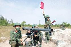 Chính trị - Xã hội Chính trị - Xã hội Vượt nắng, thắng mưa
