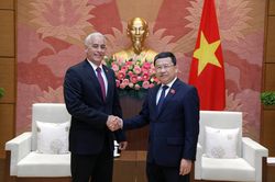 Chủ nhiệm Ủy ban Đối ngoại Vũ Hải Hà tiếp Thứ trưởng Ngoại giao Cuba