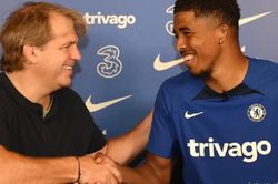 Chelsea công bố 'bom tấn' Fofana, tỷ phú Todd Boehly khen nức nở