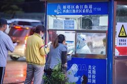 Quảng Châu siết chặt hạn chế để phòng dịch COVID-19