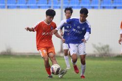 Thành phố luôn quan tâm, đầu tư phát triển bóng đá trẻ