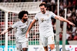 Highlights Viktoria Koln 0-5 Bayern