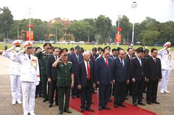 Lãnh đạo Đảng và Nhà nước viếng Chủ tịch Hồ Chí Minh nhân dịp lễ 2/9