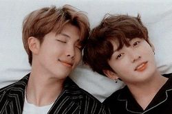 Hụt mất 1 nhịp tim trước lời RM chúc Jungkook BTS trong sinh nhật