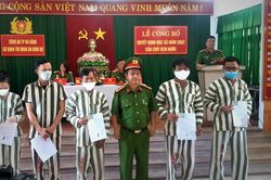 Công bố quyết định đặc xá cho 11 phạm nhân