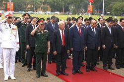 Lãnh đạo Đảng, Nhà nước vào Lăng viếng Chủ tịch Hồ Chí Minh