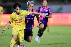 V-League vòng 15: Thanh Hóa thắng thuyết phục SLNA, HAGL nhọc nhằn trên sân nhà
