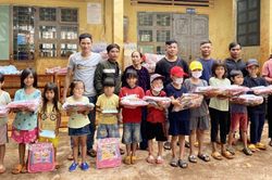 Chư Pưh: Tặng trên 970 suất quà cho học sinh và trẻ em có hoàn cảnh khó khăn
