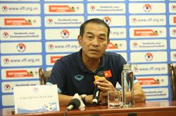 HLV Đinh Thế Nam: 'Cầu thủ U20 Việt Nam thiếu tự tin, chuyền sai nhiều'