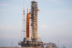 NASA tiếp tục hoãn phóng tàu chinh phục mặt trăng Artemis I