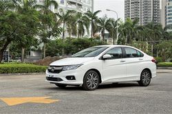 Tài chính 500 triệu mua xe sedan cũ nào hợp lý?