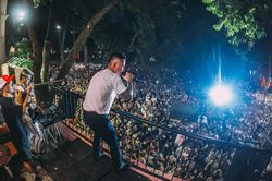 Show diễn suýt bị hủy phút chót, Tuấn Hưng: Tôi không thể bỏ rơi khán giả của mình!