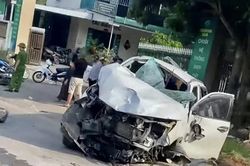 Ô tô chở khách đi ăn hỏi phóng bạt mạng, đâm chết 2 người đi xe máy