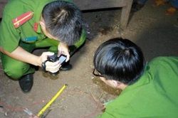 Chém chết vợ lúc rạng sáng