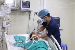 Bệnh viện E hồi sinh người bị sốc tim nguy kịch