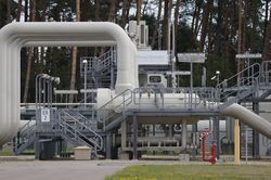 Khủng hoảng năng lượng châu Âu càng trầm trọng khi Nord Stream 1 bị đình chỉ hoạt động