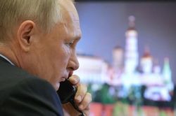 Điện Kremlin: Ông Putin không dùng điện thoại di động, không lướt Telegram