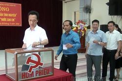 Hơn 330 triệu đồng ủng hộ chương trình 'Nước cho em' ở Nậm Pồ