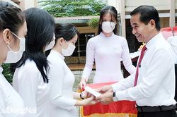Trường THPT Phước Thiền khai giảng năm học mới