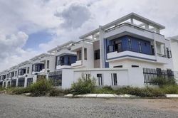 Nơi quyết liệt xử lý, nơi làm ngơ?