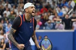 Nick Kyrgios lọt vào tứ kết đơn nam: Không chỉ là người tiêu diệt các tên tuổi lớn