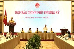 Việc tước giấy phép 5 doanh nghiệp đầu mối xăng dầu là hành động kiên quyết