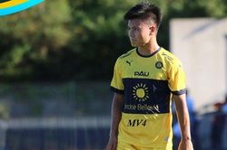 Quang Hải tạo 'cơn sốt' áo đấu tại Pháp