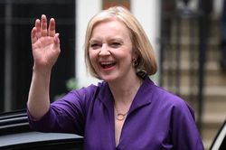 Chân dung Thủ tướng Anh Liz Truss