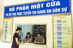 Nộp tiền thi hành án dân sự không dùng tiền mặt