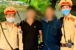 Nam thanh niên nghĩ quẩn định nhảy cầu Chương Dương tự tử