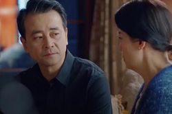 Xin phép về quê chịu tang cha, bố chồng không một lời chia buồn còn ép con dâu làm chuyện mất mặt