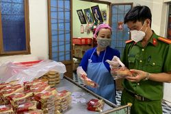 Bánh Trung thu handmade ở Gia Lai khó tiêu thụ