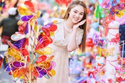 Nữ sinh Đại học Thủ Đô rộn ràng trong bộ ảnh Trung thu