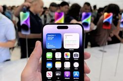 Chênh lệch sức mạnh giữa iPhone 14 bản thường và Pro