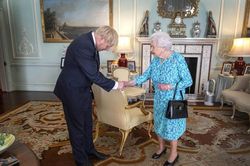 Ông Boris Johnson: Nữ hoàng Anh 'có một thứ sức mạnh độc nhất và đơn giản để làm chúng ta hạnh phúc'
