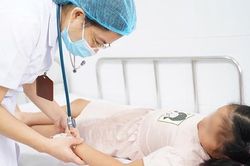Khẩn trương tìm nguồn thuốc điều trị sốt xuất huyết