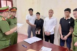 3 đối tượng côn đồ truy sát người nguy kịch chỉ vì tiếng huýt sáo